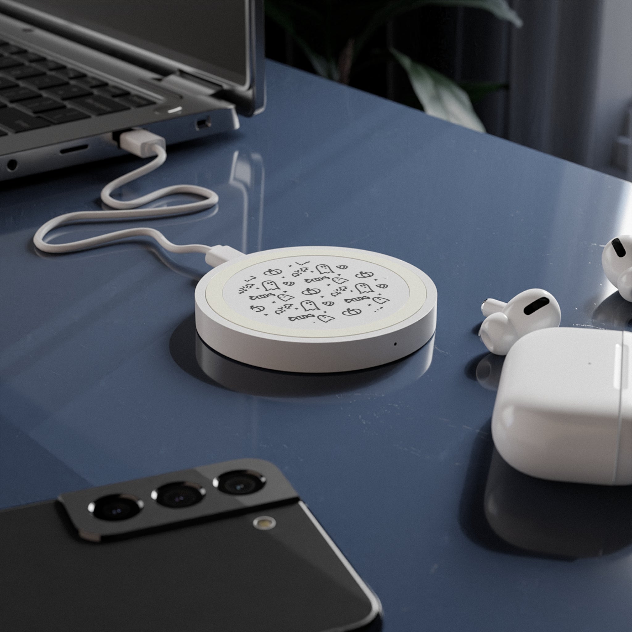 001 - Halloween themed wireless charger - EdBryShaan